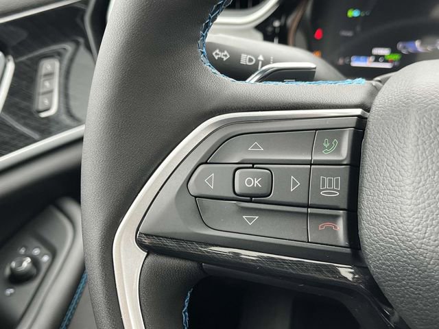 New 2024 Jeep Grand Cherokee Trailhawk w/ Luxury Tech Group III AWD/4WD image 19