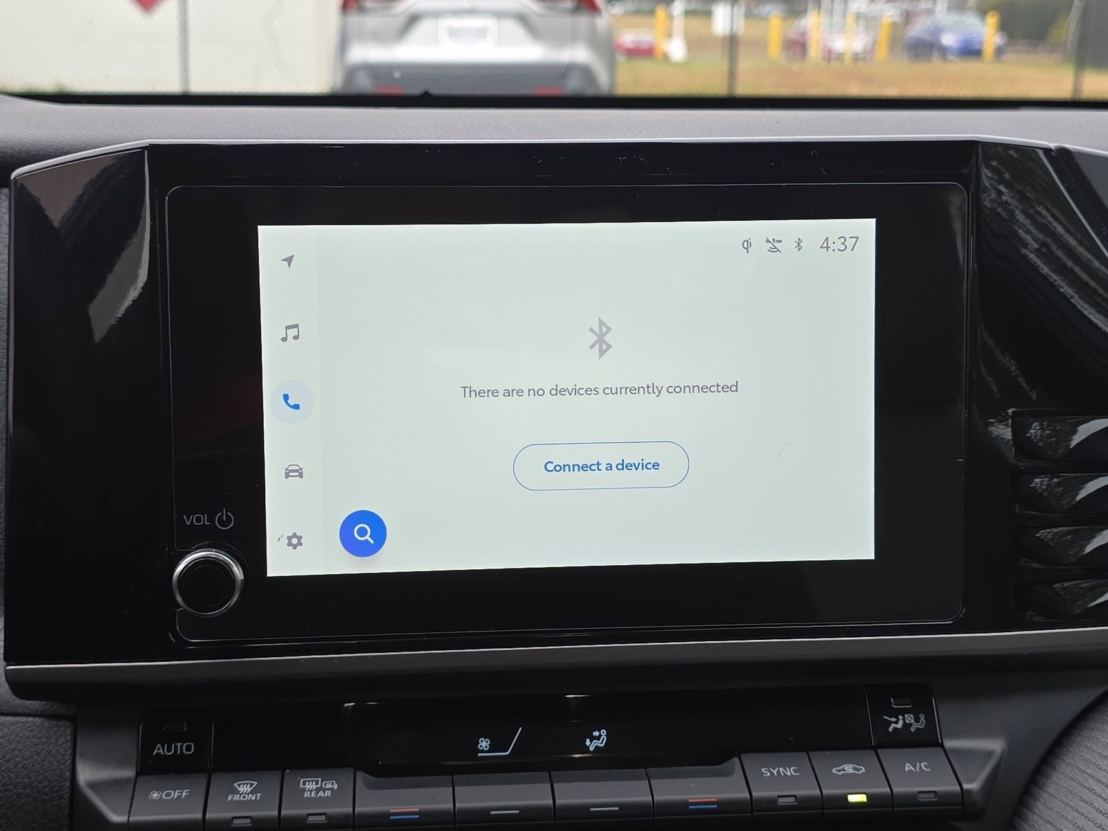 Used 2025 Toyota Camry SE image 27