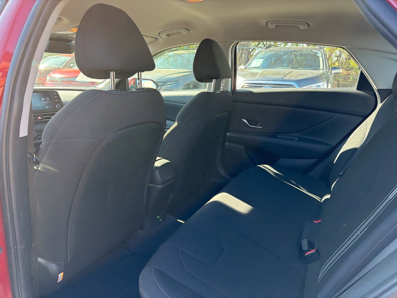 Used 2022 Hyundai Elantra SEL w/ Cargo Package FWD image 6