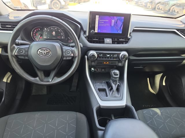 Used 2024 Toyota RAV4 XLE FWD image 9