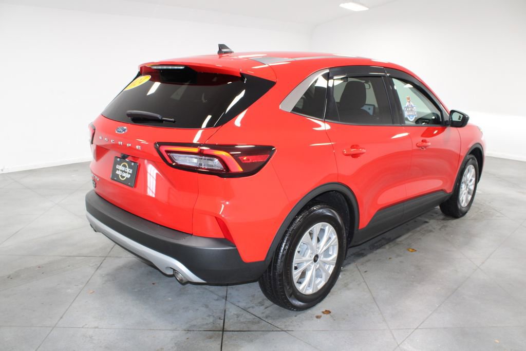 Used 2024 Ford Escape Active image 9