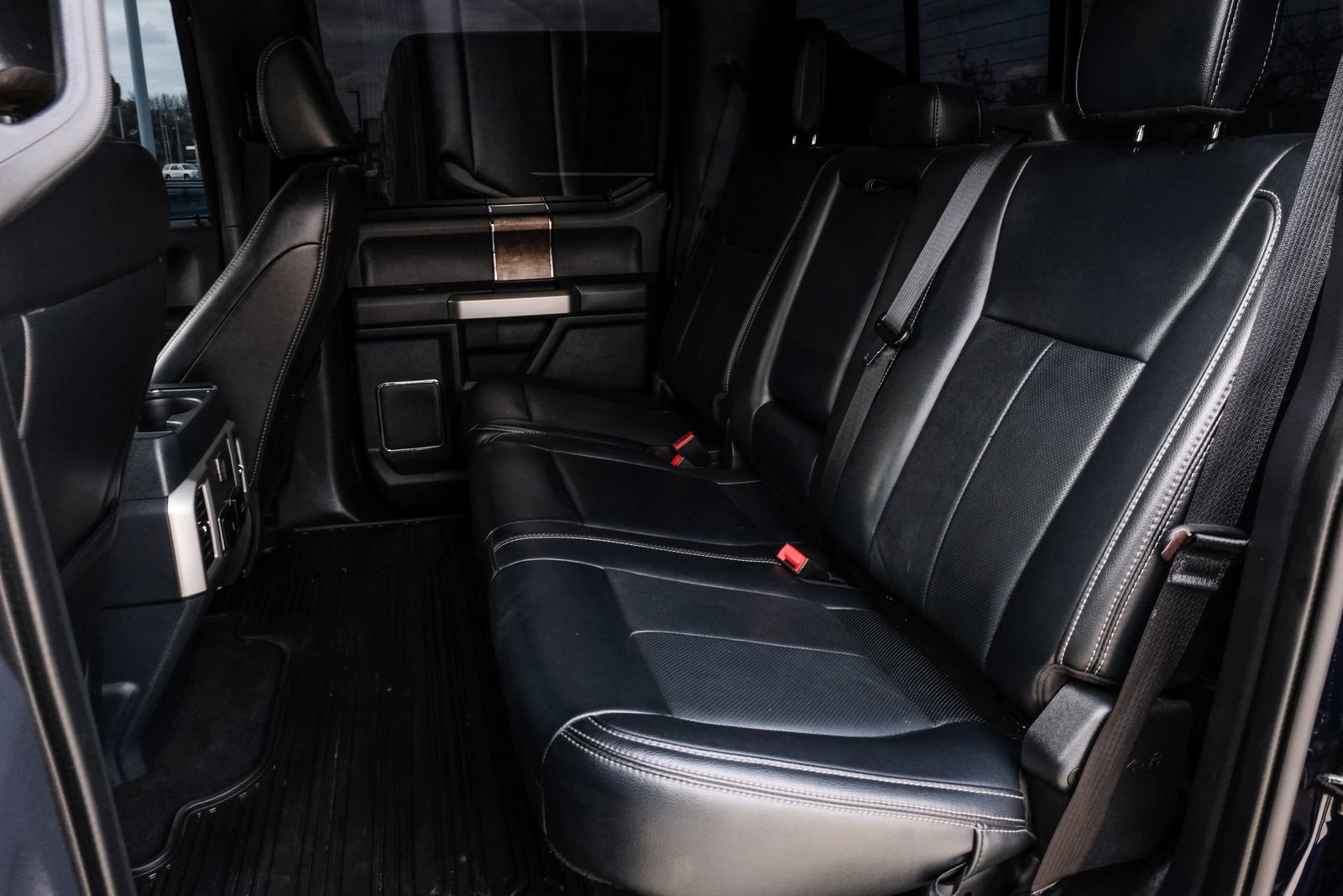 Used 2022 Ford F250 Lariat w/ Lariat Ultimate Package image 46