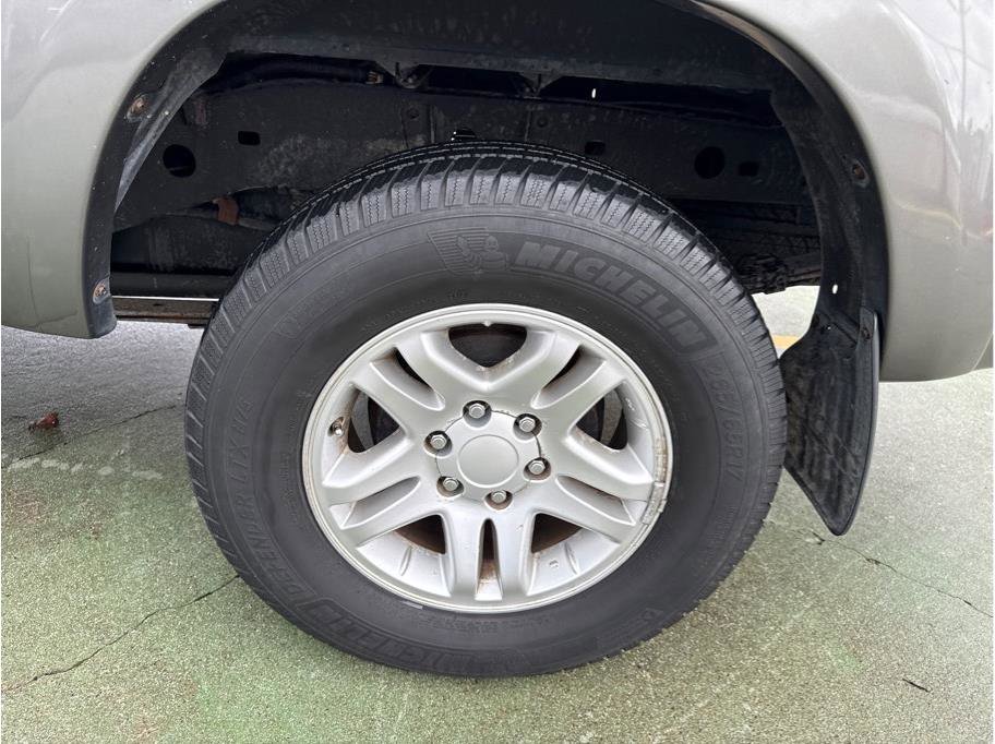 Used 2006 Toyota Tundra Limited image 11