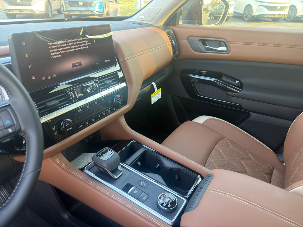 New 2026 Nissan Pathfinder Platinum image 24