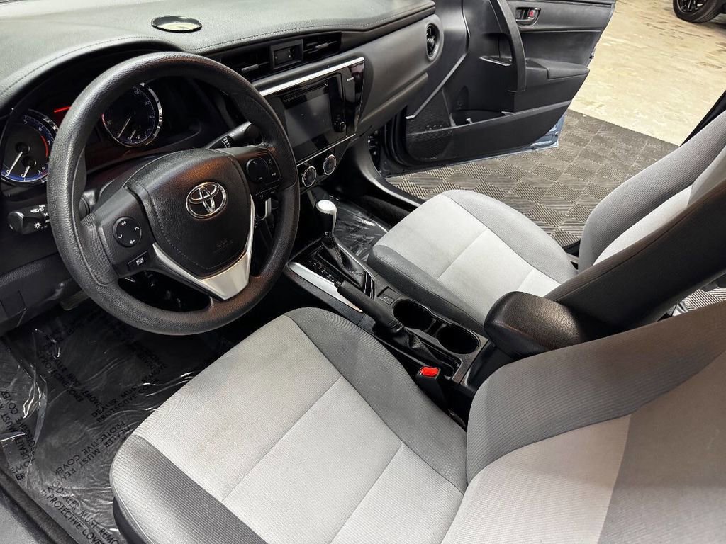 Used 2017 Toyota Corolla L FWD image 33