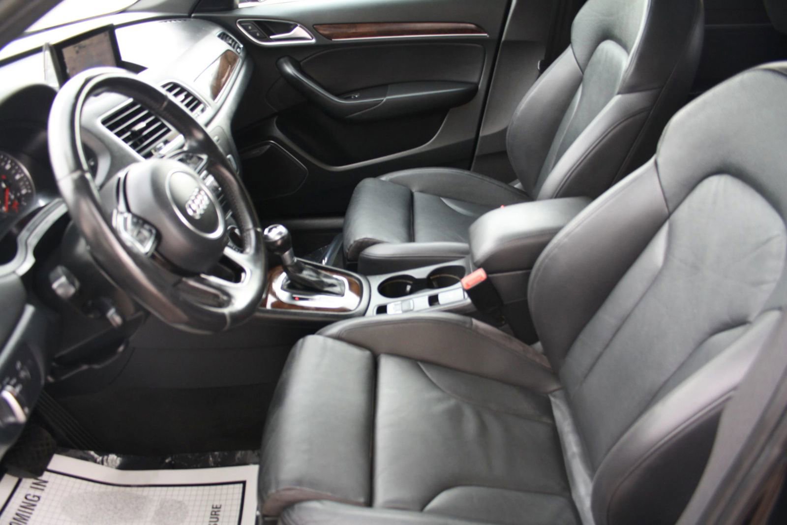 Used 2016 Audi Q3 2.0T Prestige w/ Prestige Package image 17