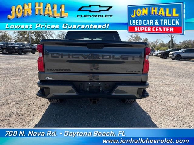 Used 2021 Chevrolet Silverado 1500 Custom w/ LPO, Dark Essentials Package image 10