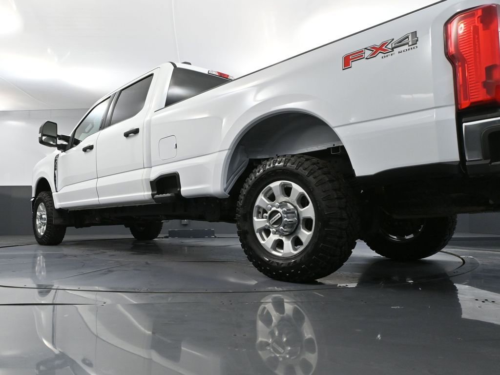 Used 2023 Ford F350 XLT w/ FX4 Off-Road Package image 49