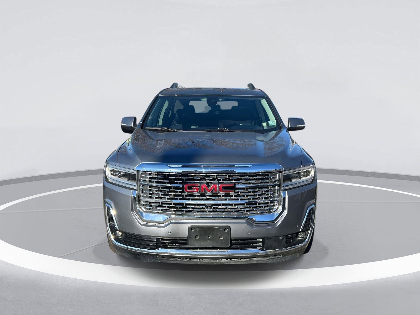 Used 2021 GMC Acadia Denali w/ Denali Ultimate Package image 2