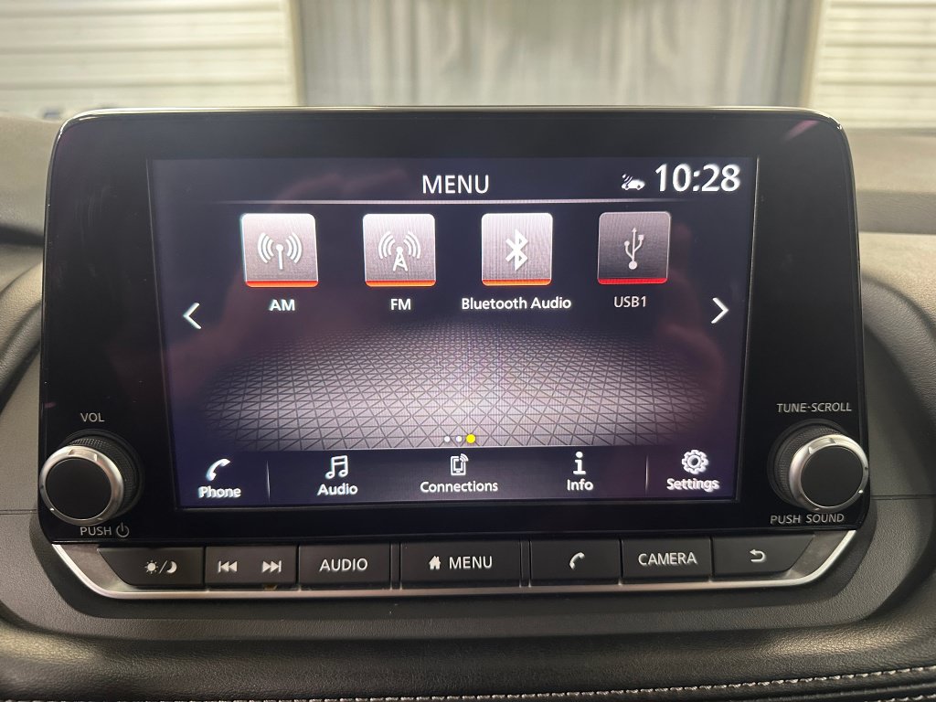 Used 2024 Nissan Rogue SV AWD/4WD image 12