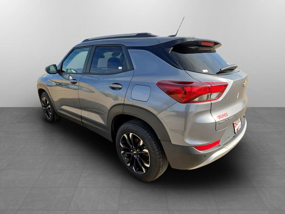 Used 2021 Chevrolet TrailBlazer LT w/ Convenience Package FWD image 9