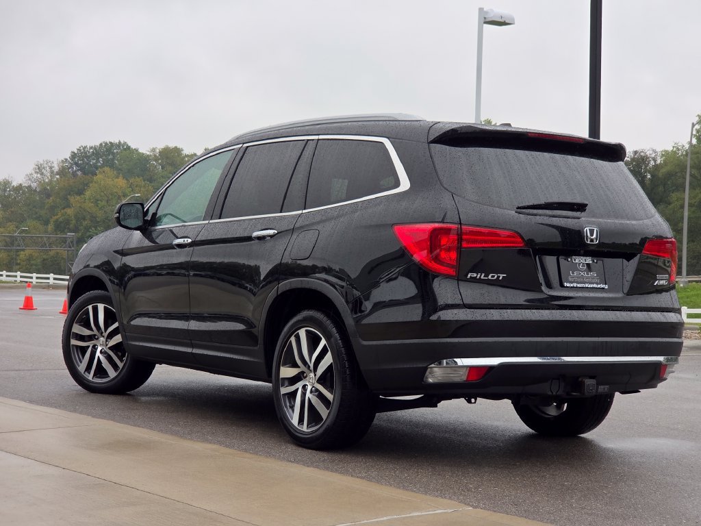 Used 2016 Honda Pilot Touring image 26
