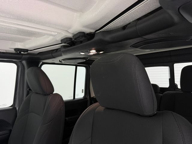 Used 2021 Jeep Gladiator Sport AWD/4WD image 27