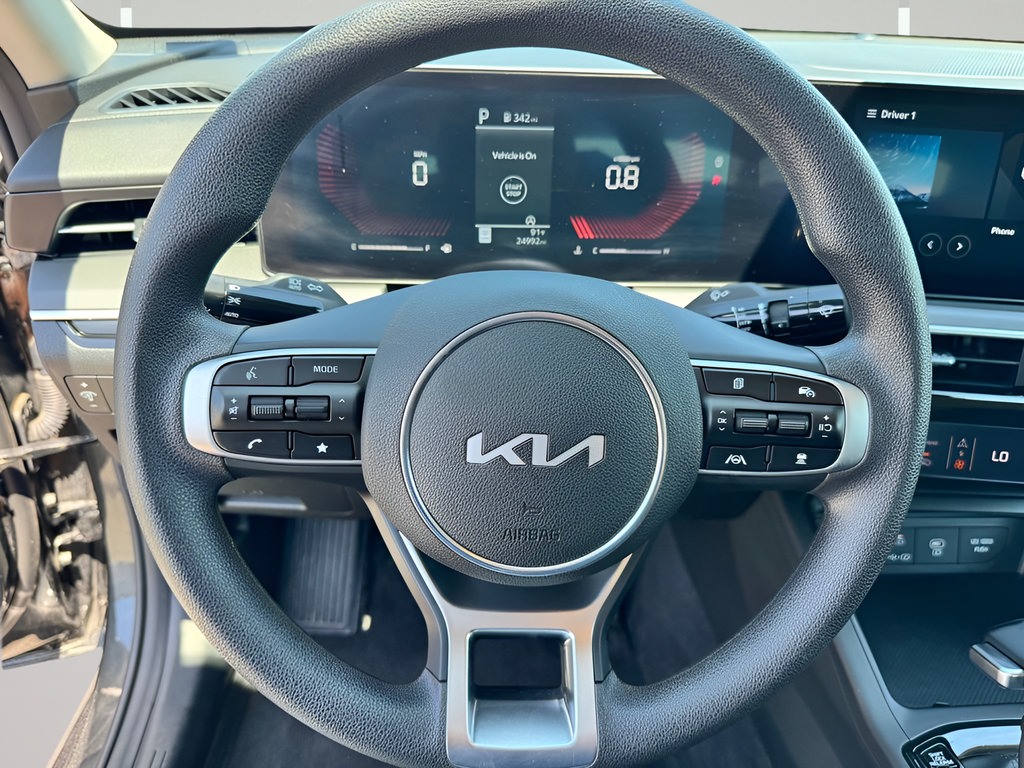Used 2025 Kia K5 LXS FWD image 19