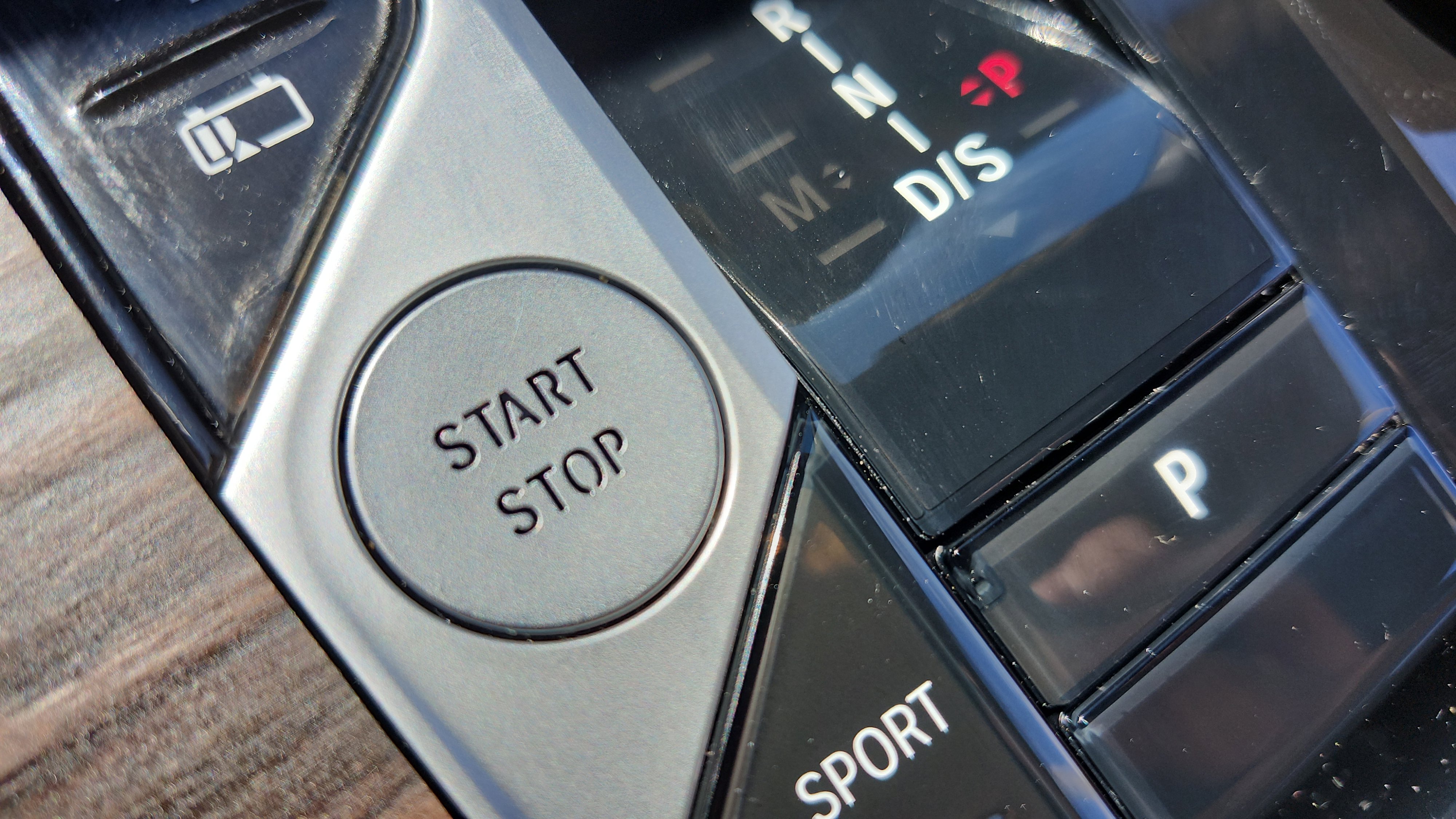 Certified 2024 BMW X5 xDrive50e w/ M Sport Package image 36