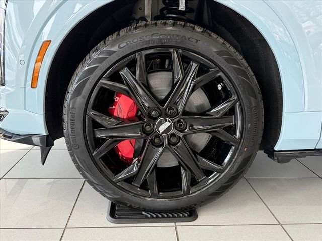 New 2026 Cadillac Optiq V image 5