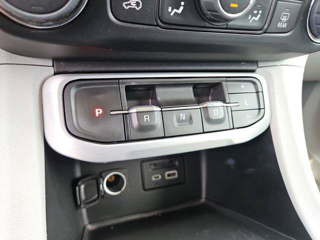 Used 2023 GMC Acadia SLT AWD/4WD image 15