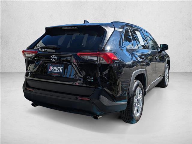 Used 2021 Toyota RAV4 XLE image 5