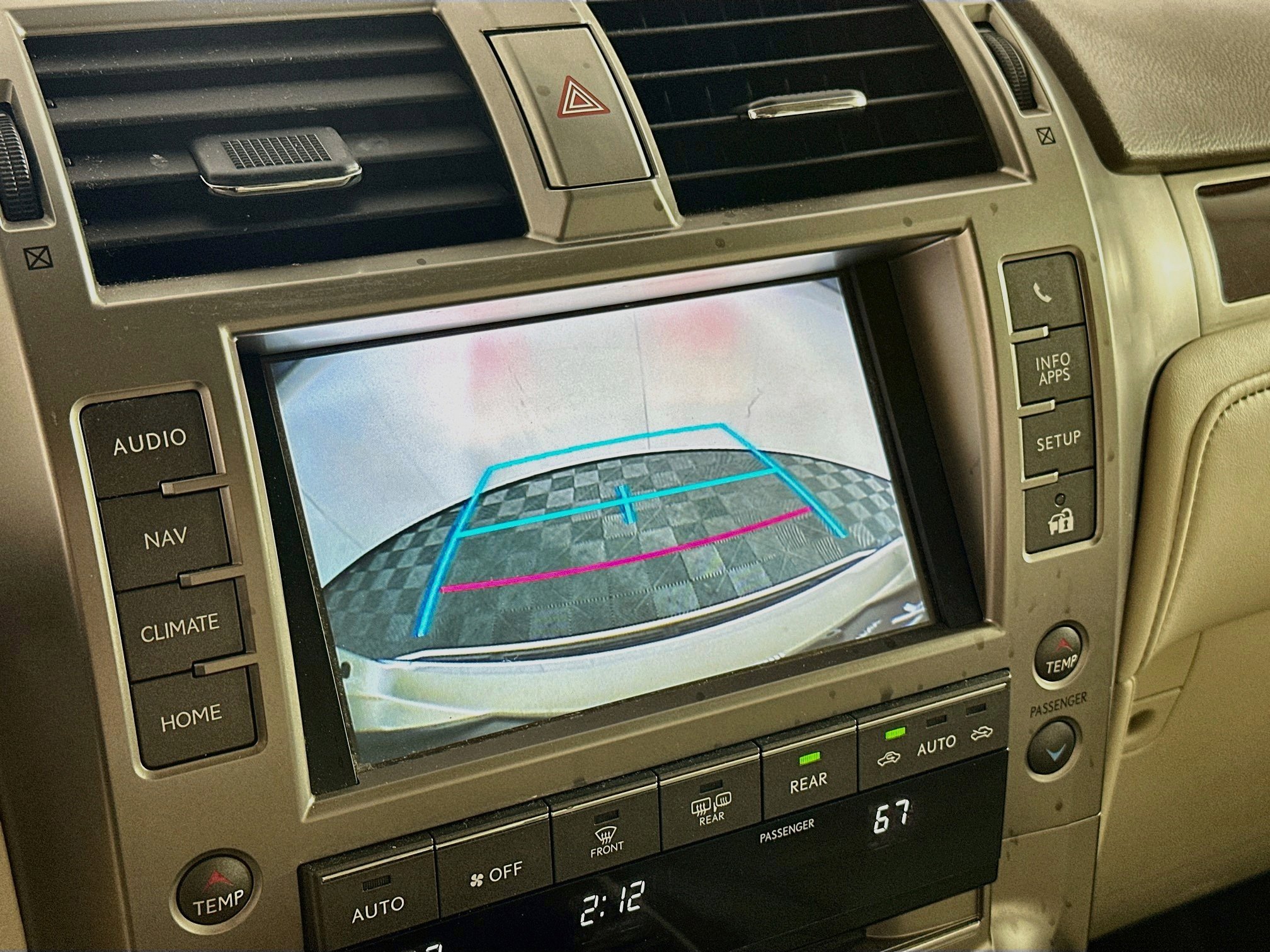 Used 2016 Lexus GX 460 w/ Premium Package AWD/4WD image 23