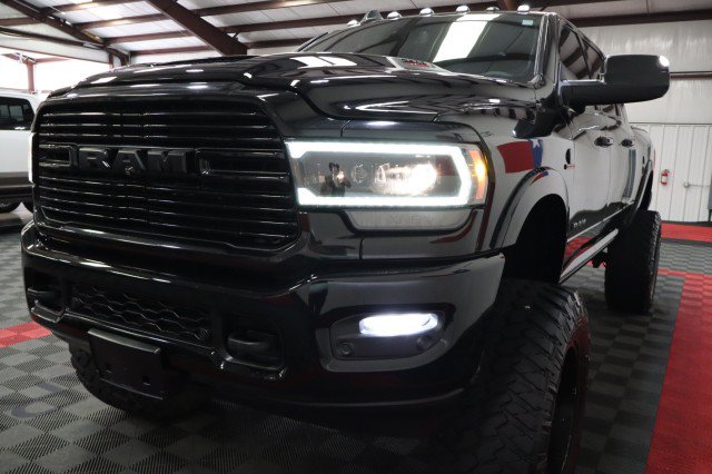 Used 2019 RAM 2500 Laramie w/ Black Appearance Package AWD/4WD image 27