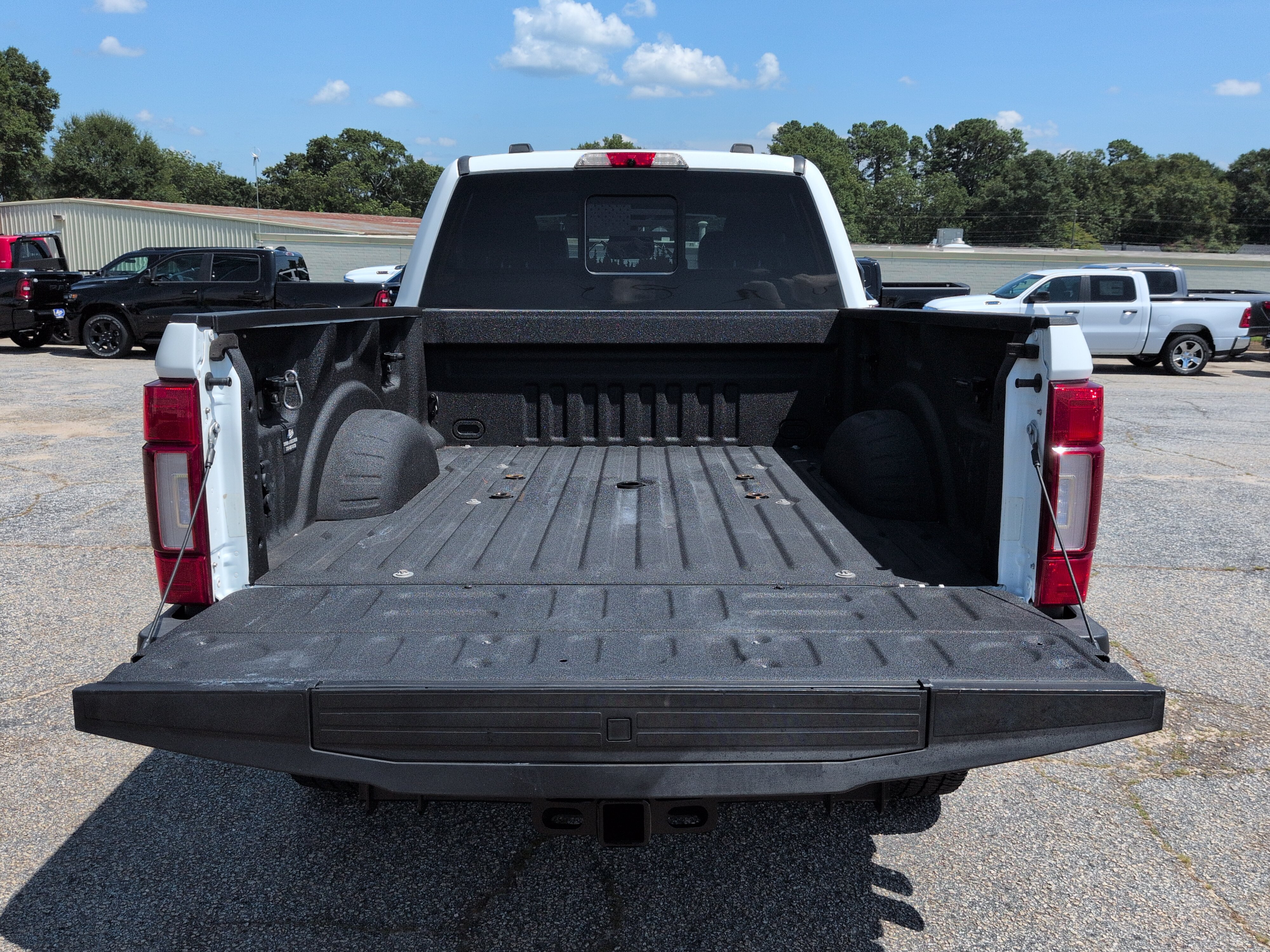 Used 2022 Ford F350 King Ranch w/ King Ranch Ultimate Package AWD/4WD image 11