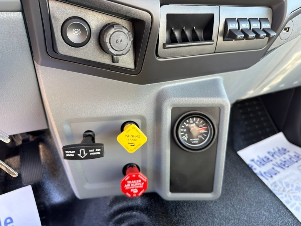 New 2027 Ford F750 2WD Regular Cab Super Duty image 11