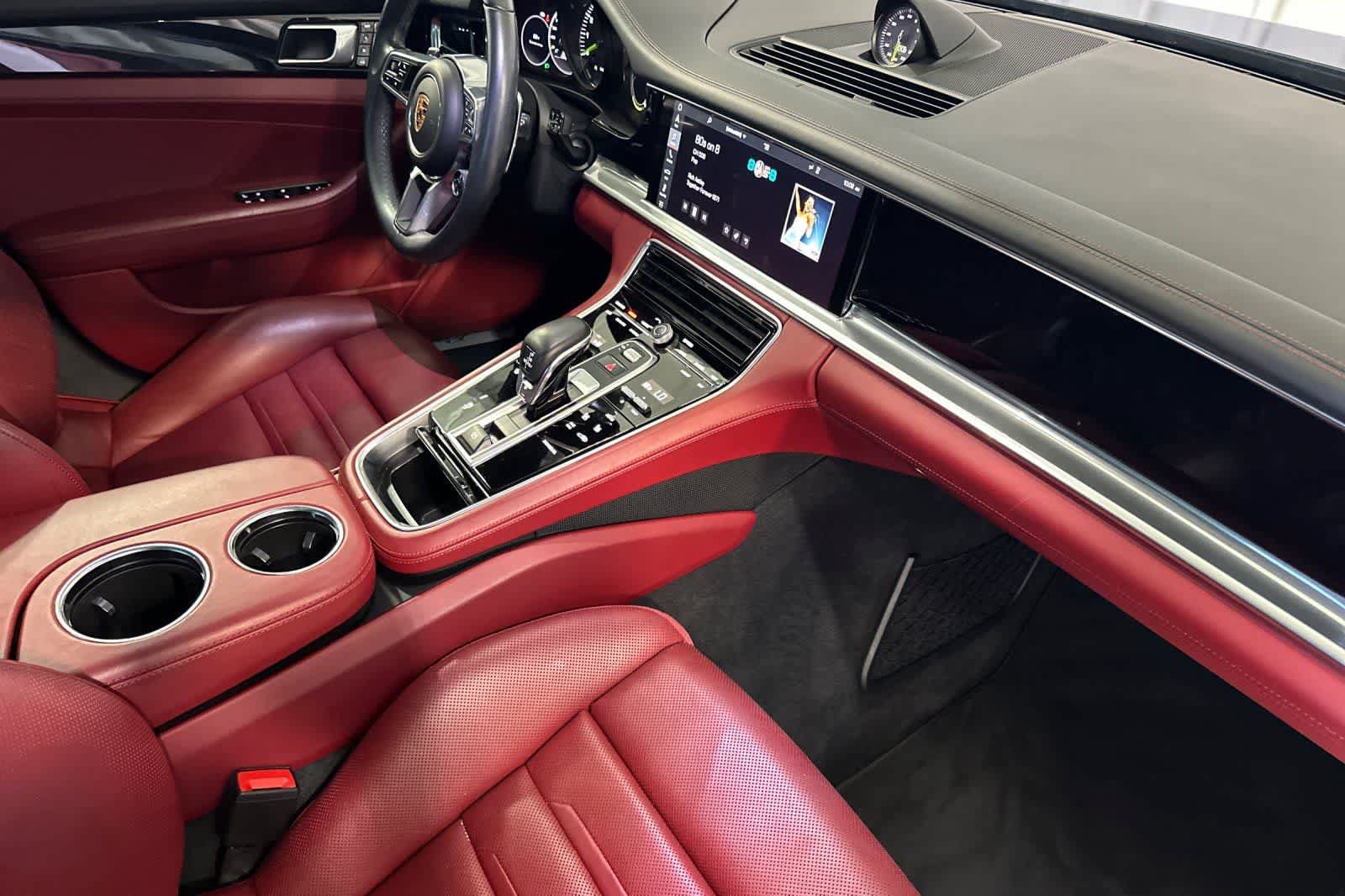 Used 2018 Porsche Panamera 4 AWD/4WD image 17