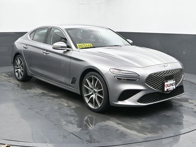 Used 2025 Genesis G70 2.5T image 2