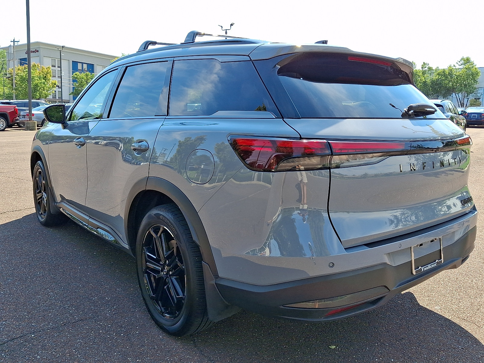 Certified 2026 INFINITI QX60 Sport w/ Dark Cargo Package AWD/4WD image 4