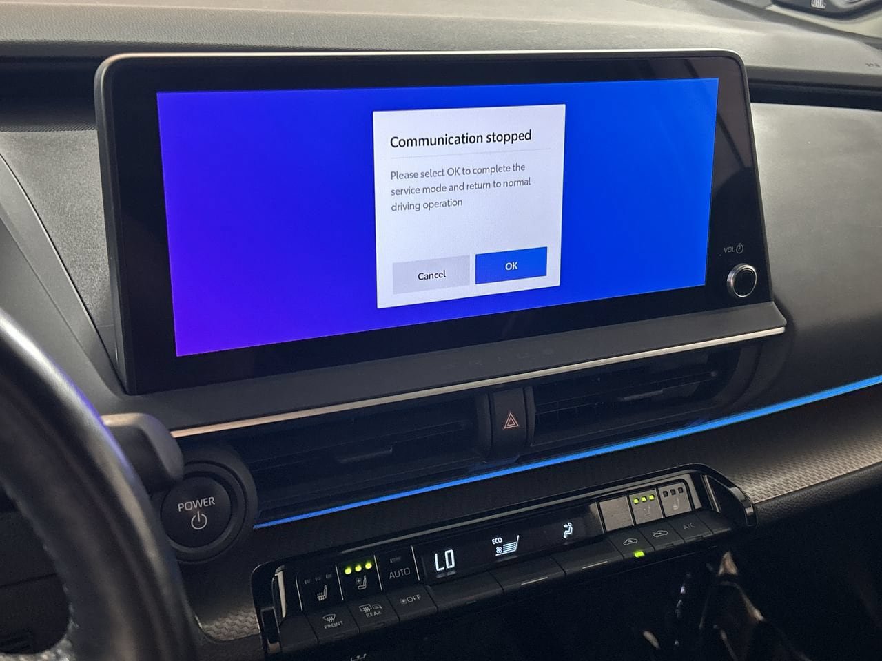 Used 2024 Toyota Prius Limited FWD image 18