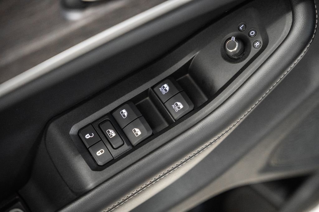 Certified 2024 Jeep Grand Cherokee L Limited w/ Luxury Tech Group II image 46