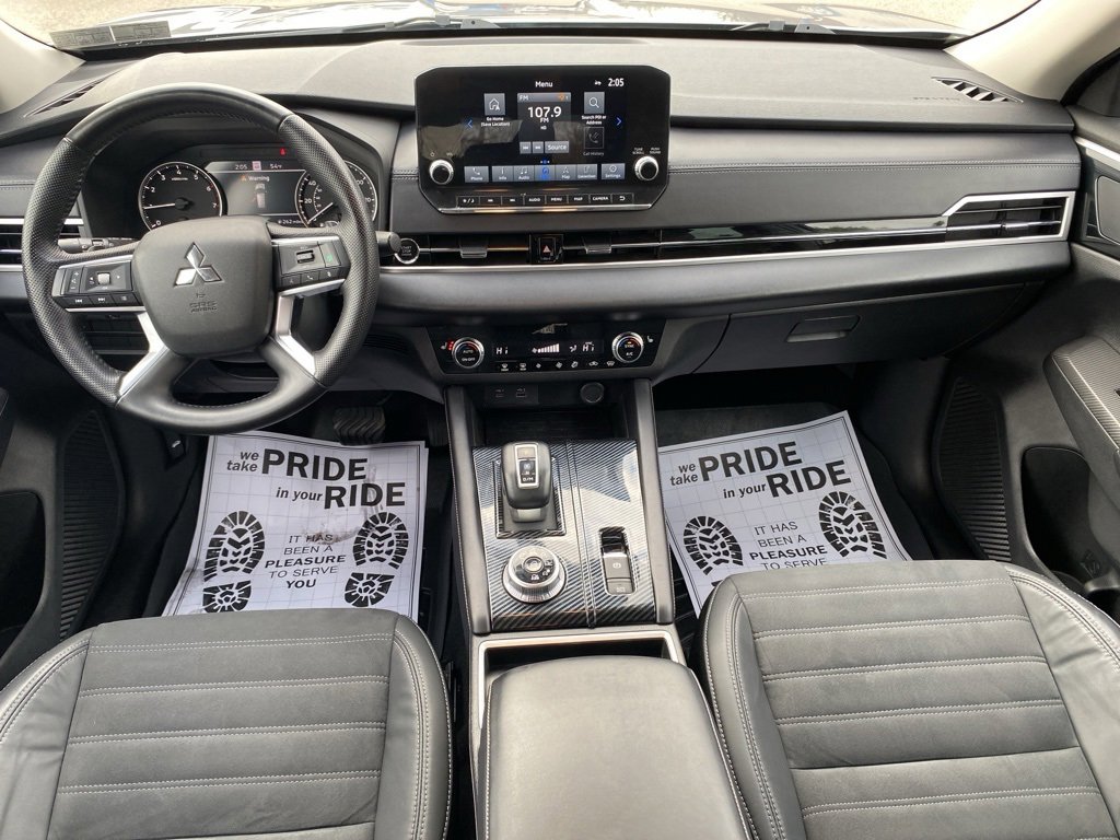 Used 2023 Mitsubishi Outlander SE image 19