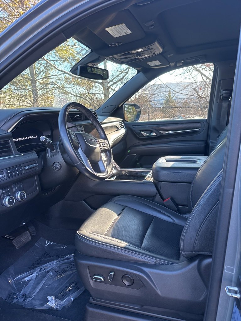 Used 2022 GMC Yukon Denali image 7
