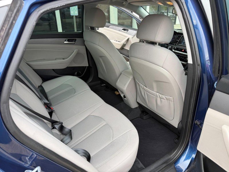 Used 2018 Hyundai Sonata SEL w/ Cargo Package image 14