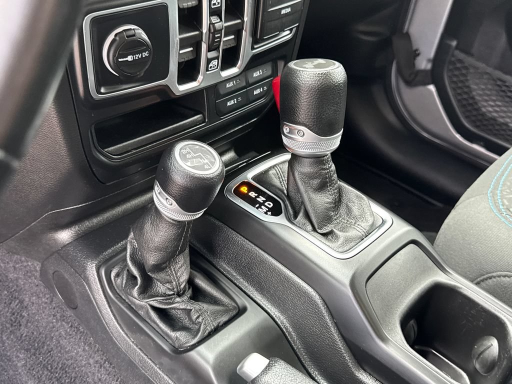 Used 2021 Jeep Wrangler Unlimited Sport AWD/4WD image 27