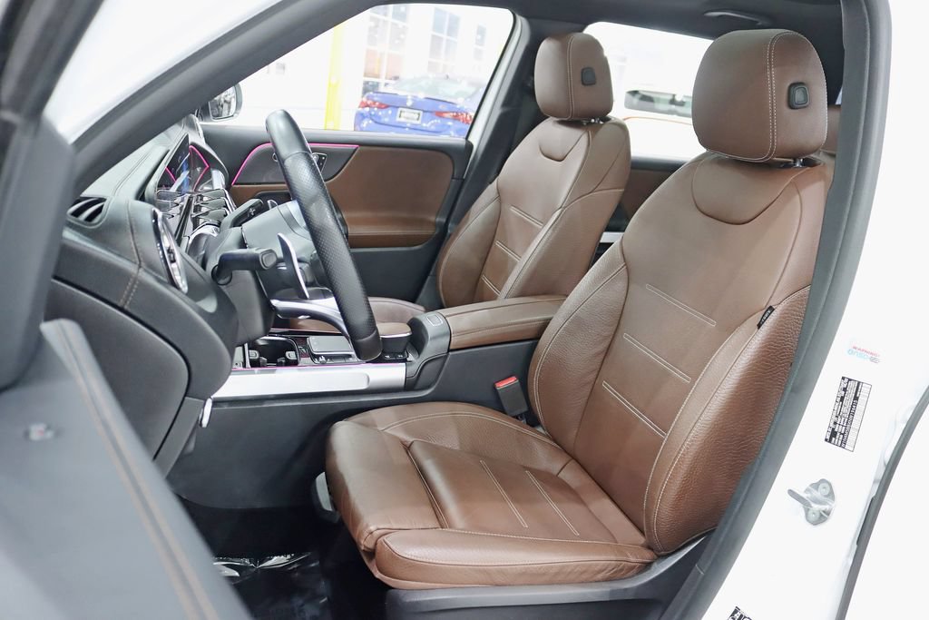 Used 2022 Mercedes-Benz GLB 35 AMG 4MATIC image 25