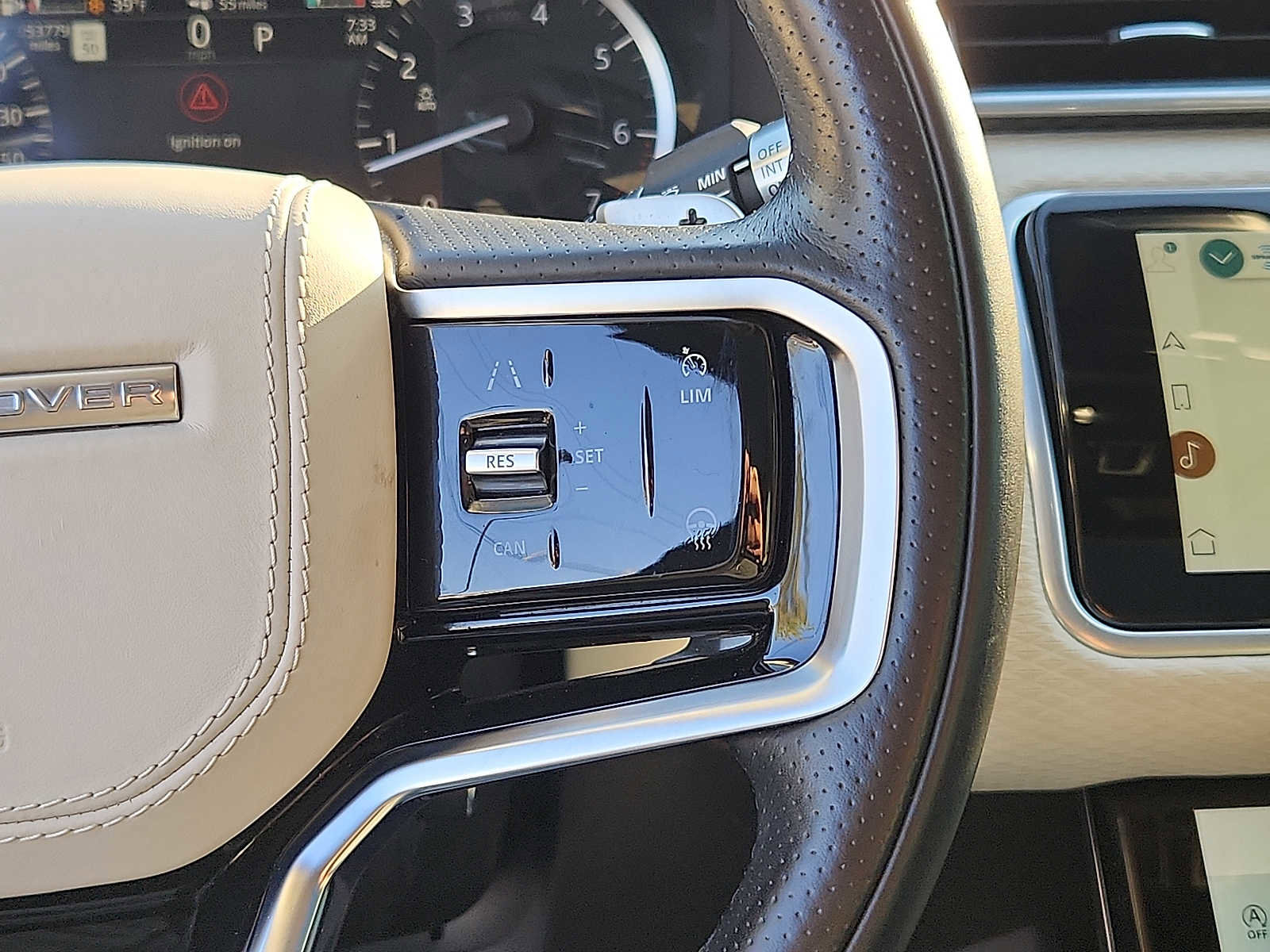 Used 2021 Land Rover Range Rover Velar S AWD/4WD image 21