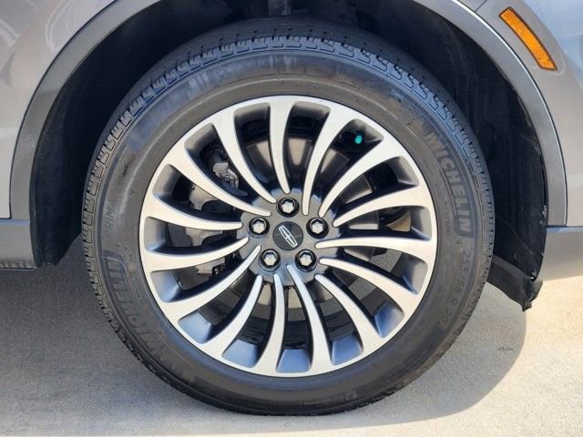 Used 2023 Lincoln Aviator AWD w/ Premium Package image 10