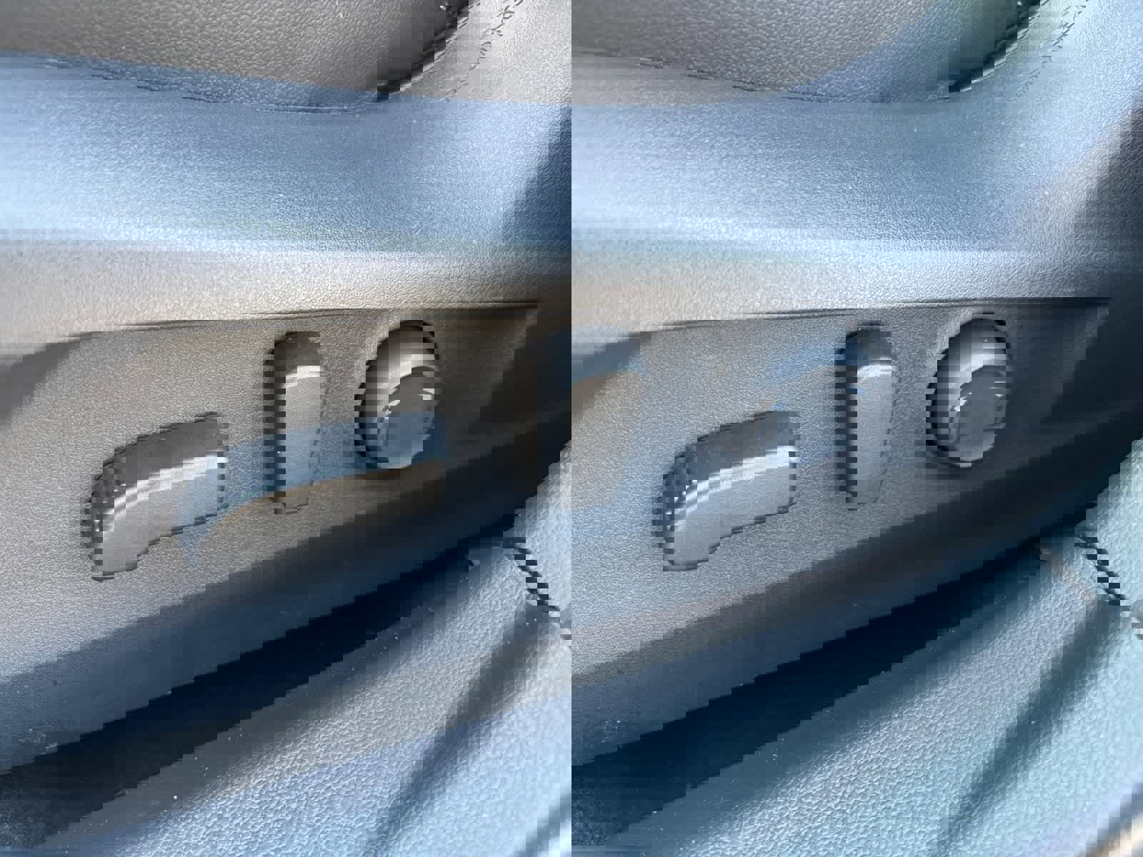 Used 2020 Subaru Outback Limited w/ Popular Package #2 image 19