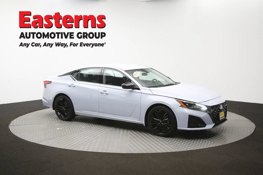 Used 2023 Nissan Altima 2.5 SR FWD image 51