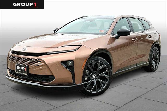 Certified 2025 Toyota Crown Signia w/ Advanced Technology Package AWD/4WD image 1