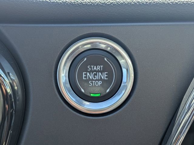 Used 2020 Chevrolet Blazer RS image 33