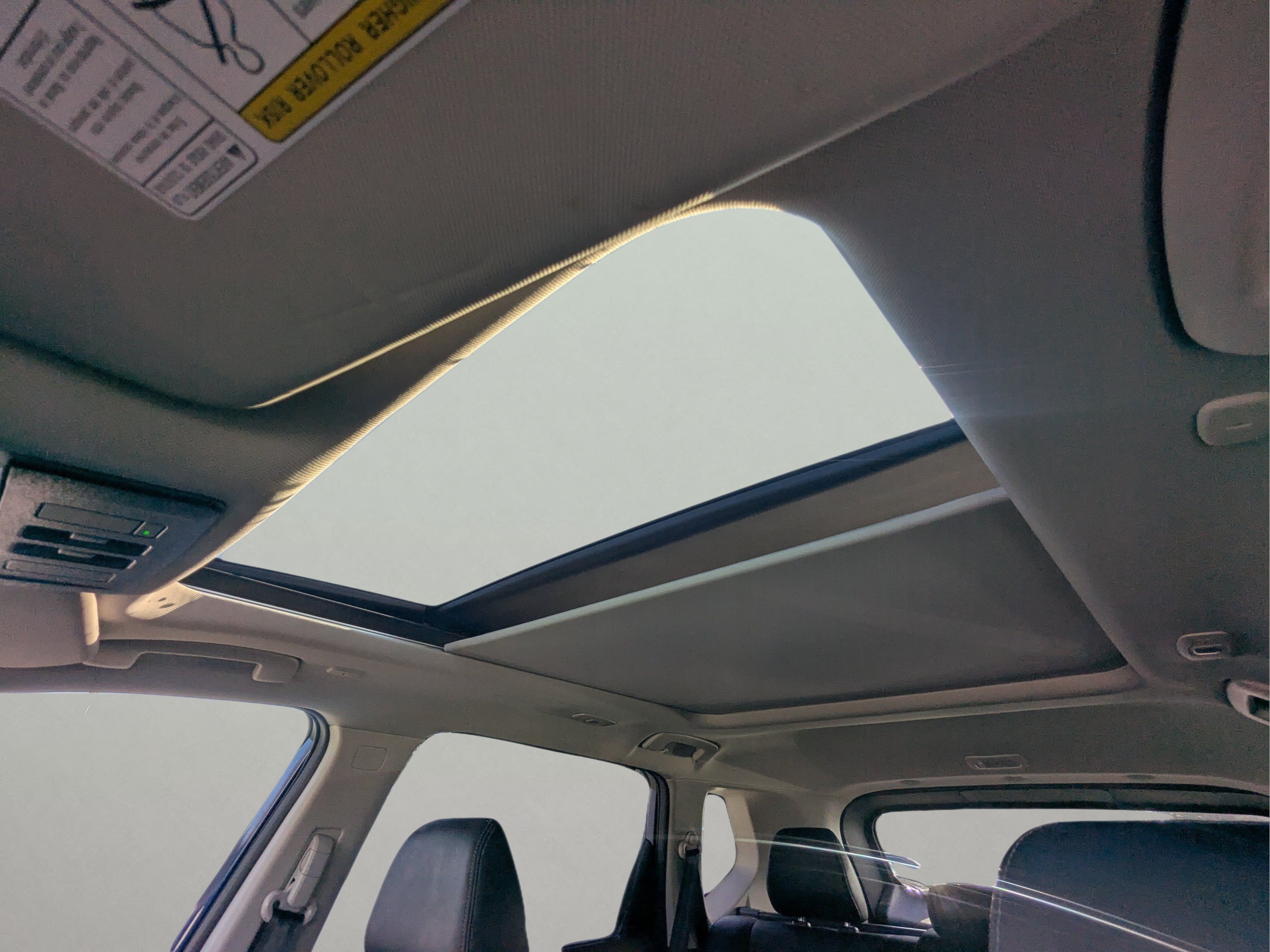 Used 2022 Nissan Rogue Platinum w/ Head-Up Display Package FWD image 17