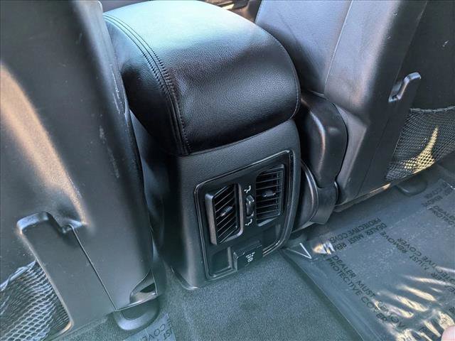 Used 2018 Jeep Grand Cherokee Altitude image 17