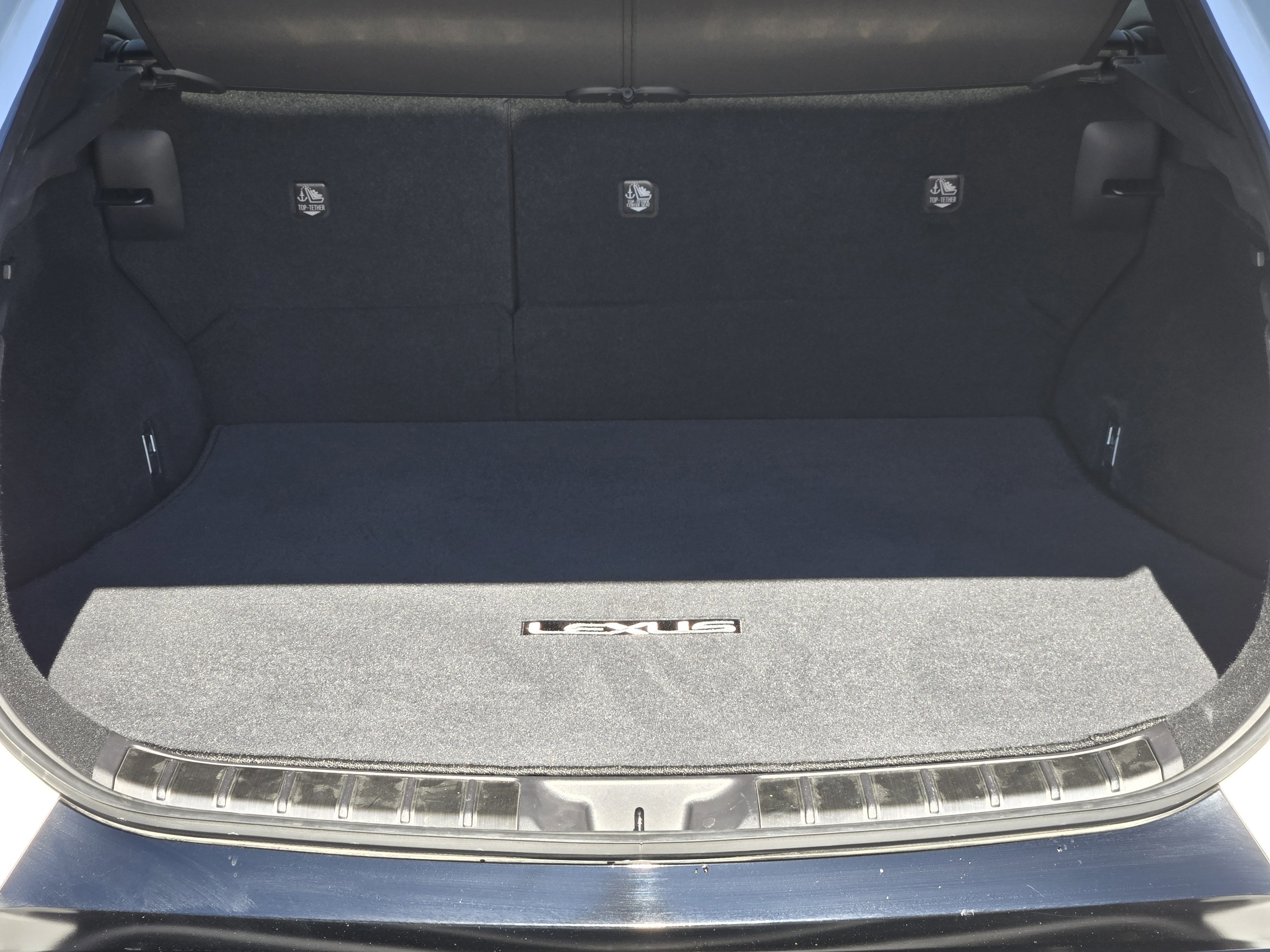 Used 2023 Lexus RZ 450e Premium w/ Accessory Package (Z1) image 27