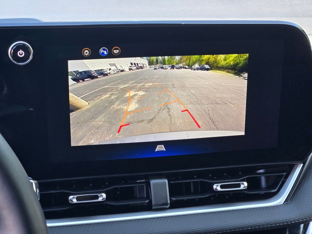 Certified 2025 Chevrolet Equinox LT FWD image 26