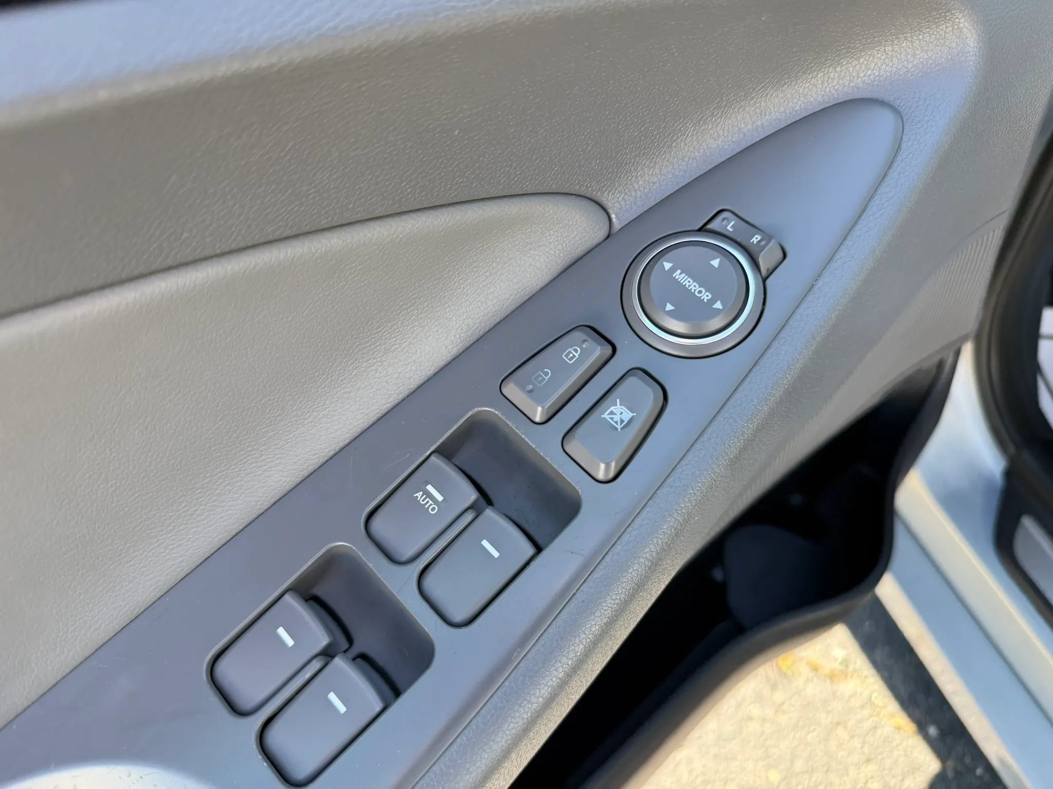 Used 2012 Hyundai Sonata Limited FWD image 37