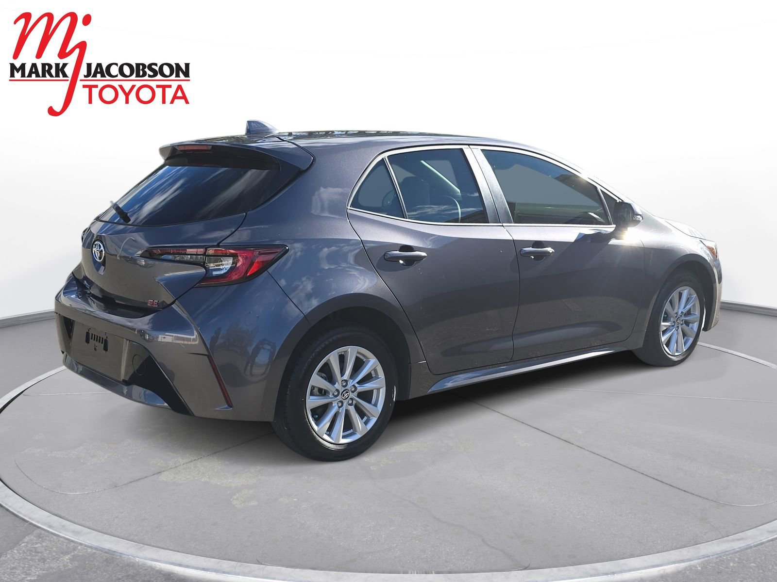 Used 2025 Toyota Corolla SE image 9