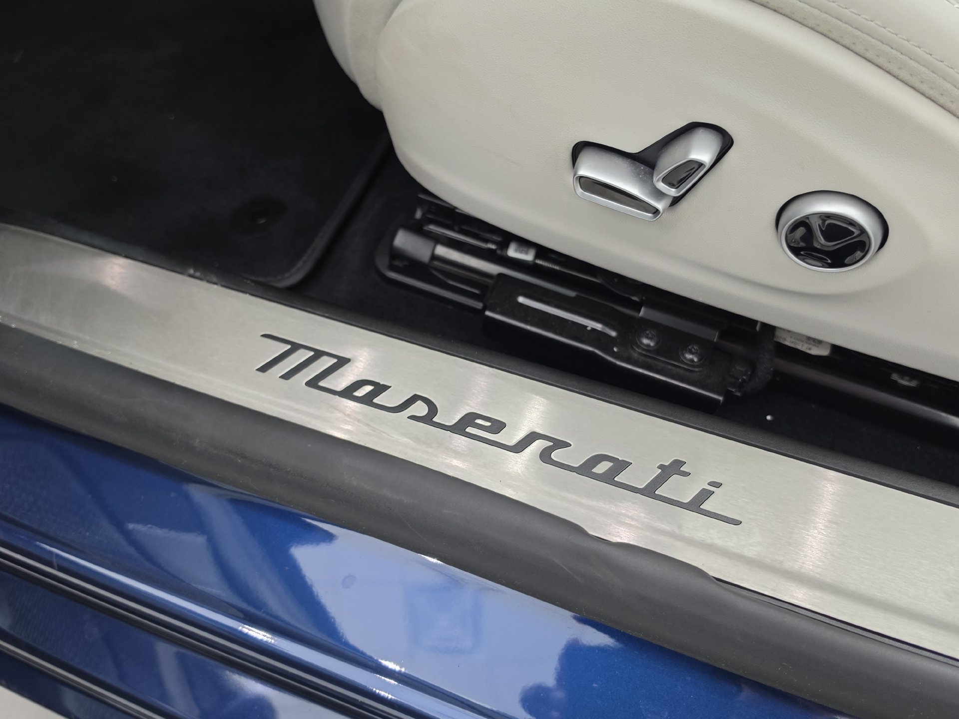 Used 2026 Maserati GranCabrio Modena AWD/4WD image 5