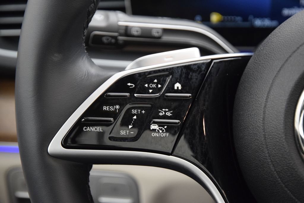 Used 2025 Mercedes-Benz GLS 450 4MATIC image 24